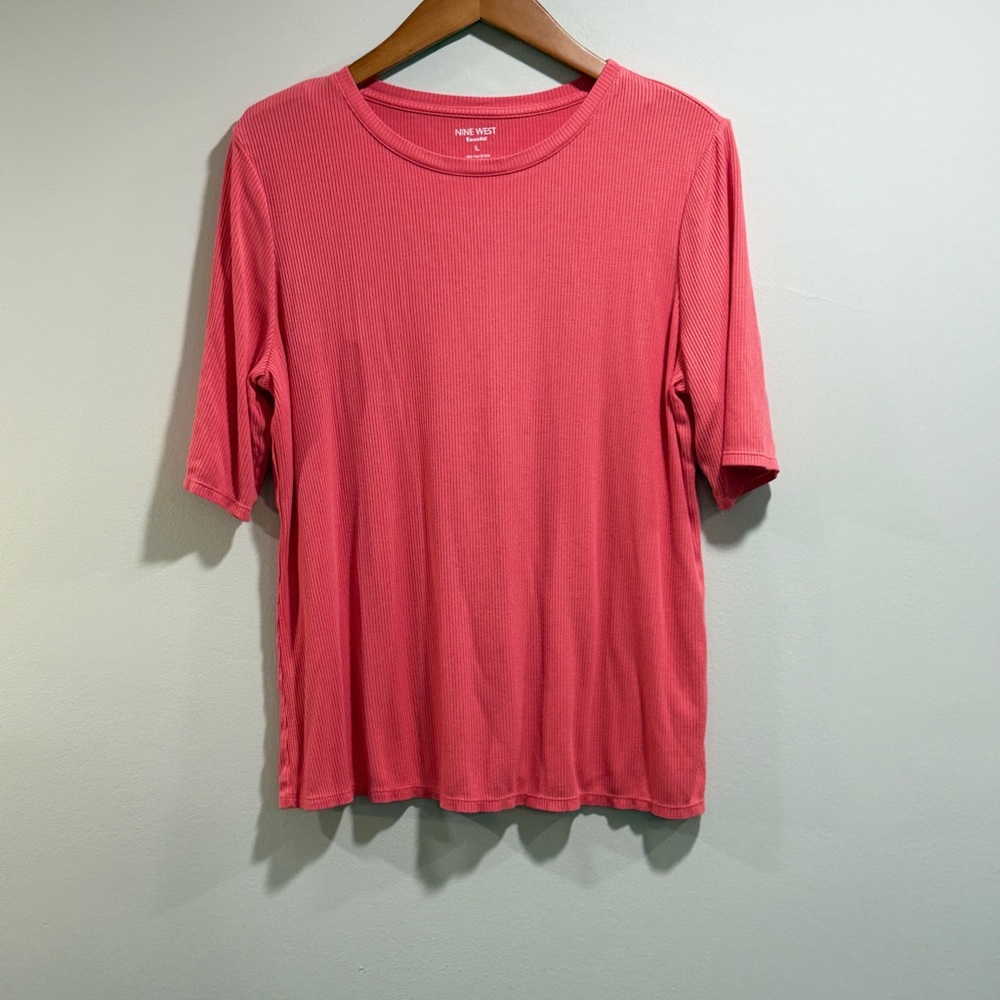 Nine West Women’s Coral Pink Ribbed Short Sleeve Tee‎ Size L